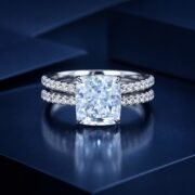 Lumière Cushion Sparkle Ring - Image 4