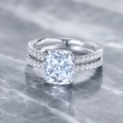 Lumière Cushion Sparkle Ring - Image 3