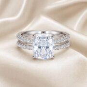 Lumière Cushion Sparkle Ring - Image 2