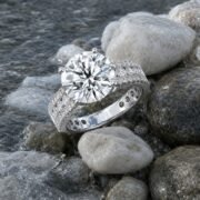 Butterfly Dance 10ct Bow Moissanite Statement Ring - Image 2
