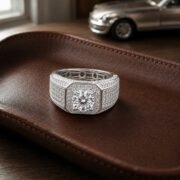 Regent Pavé Signet Ring - Image 4