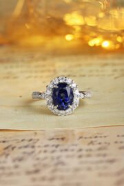 Diana Style Lab-Grown Sapphire Ring - Image 4