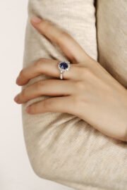 Diana Style Lab-Grown Sapphire Ring - Image 6