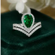 Emerald Crown 2.84ct Pear Cut Lab-Grown Emerald S925 Sterling Silver Ring - Image 5